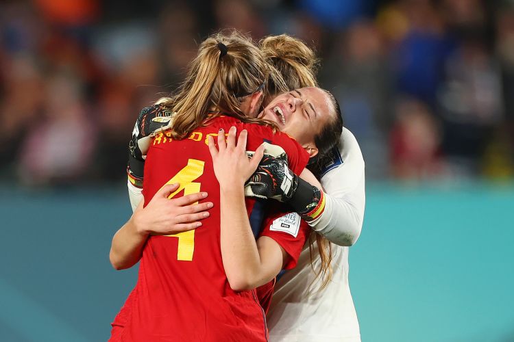 https://sky.shorthandstories.com/Getty-Images-Catherine-Ivill--My-favourite-WWC-images/assets/t7CVTqr2WE/gettyimages-1616171680-750x500.jpg