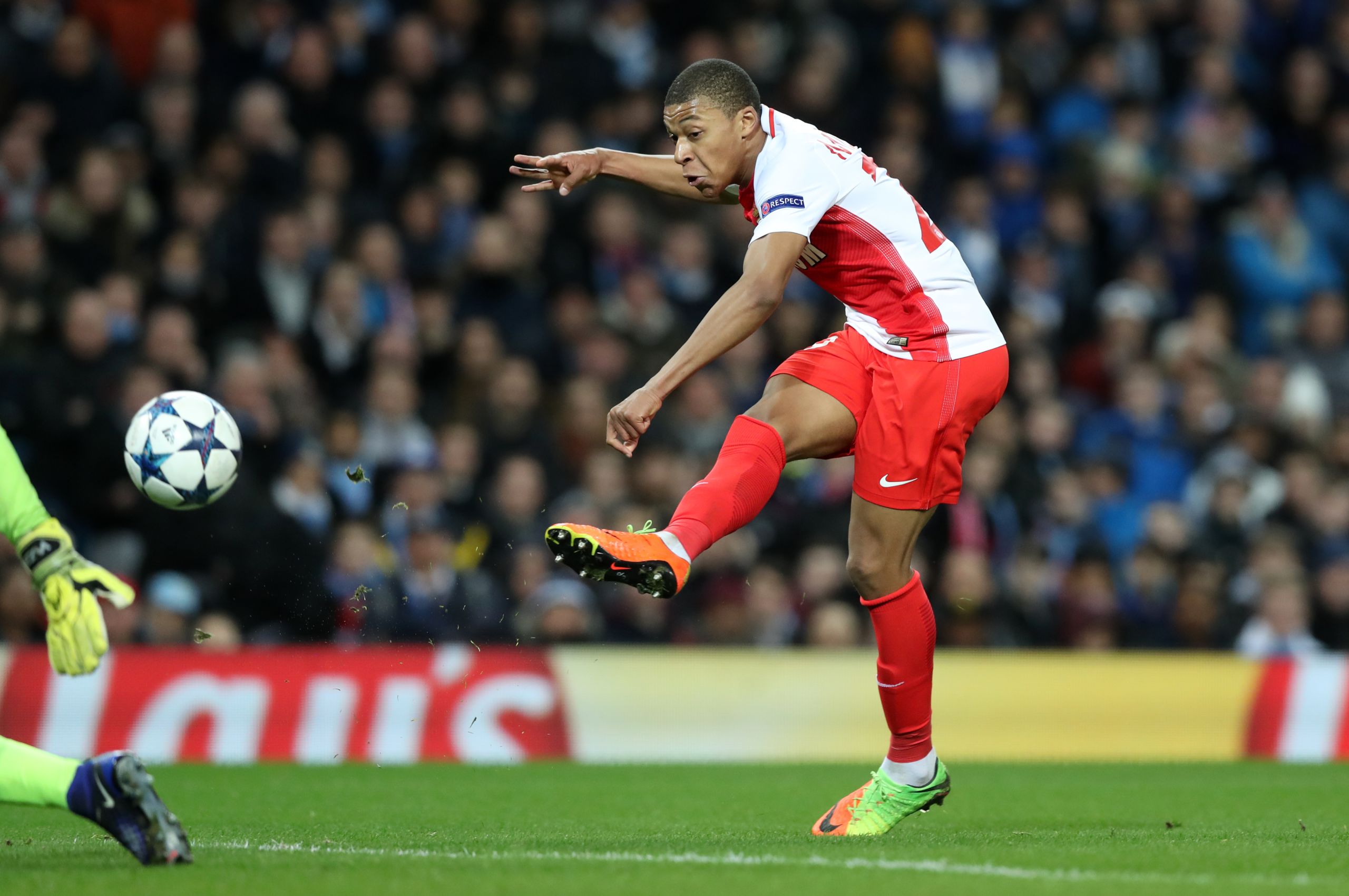 Have Man City finally embraced the Champions League? PSG outclassed at an  electric Eithad