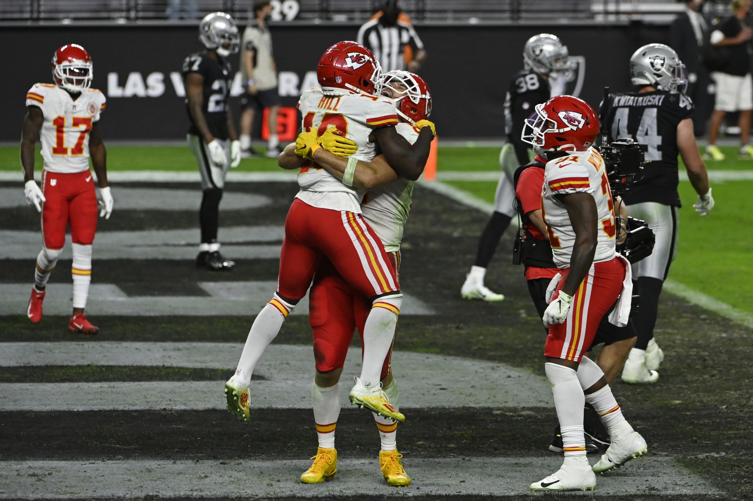 The All-Star Kansas City Chiefs offense pushing boundaries in the NFL, NFL  News